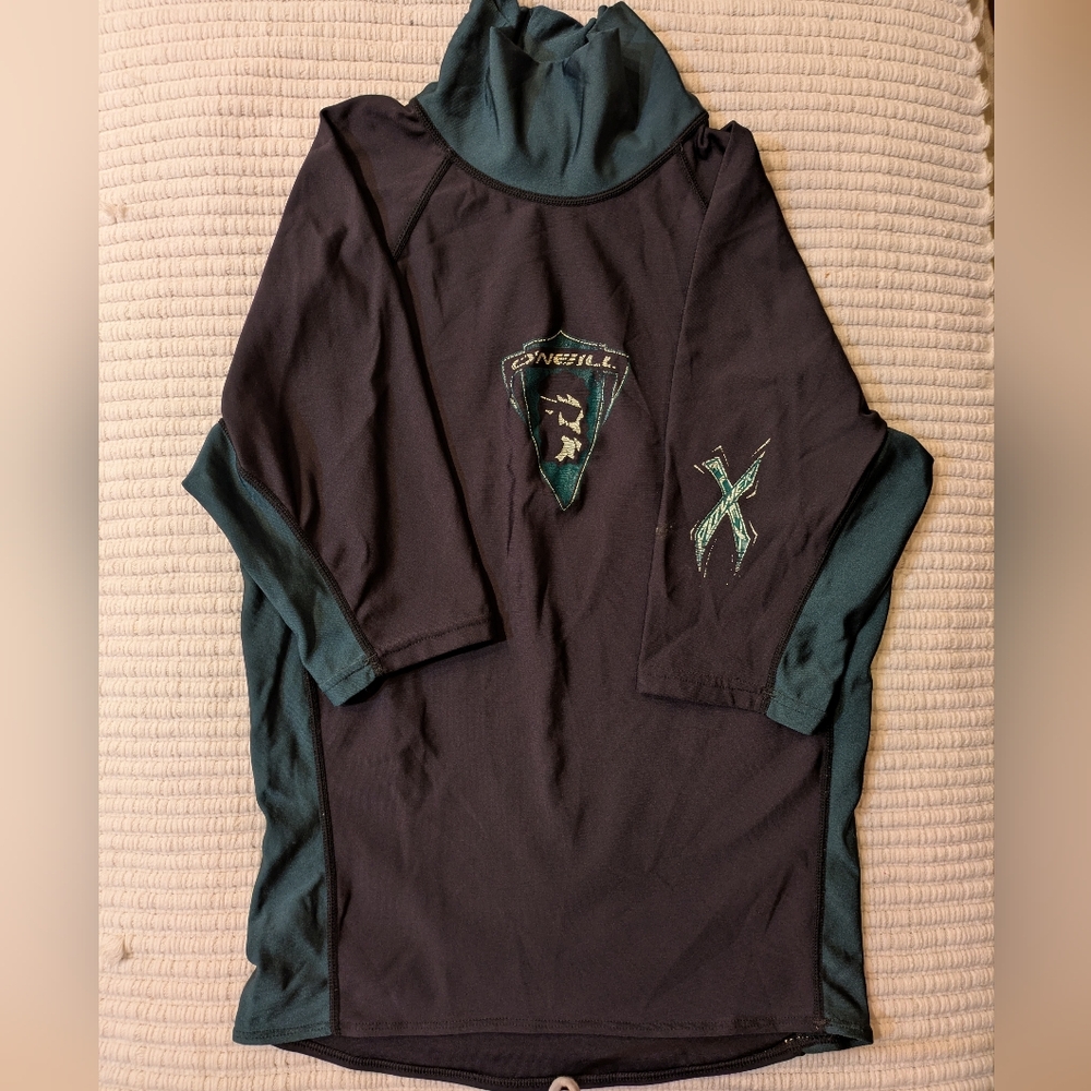 O'Neill Black and Green Rash Guard